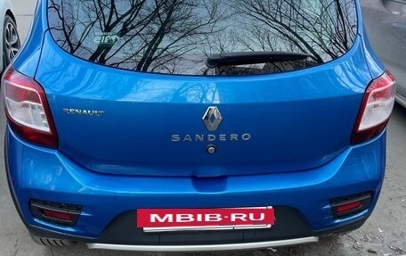 Renault Sandero II рестайлинг, 2017 год, 900 000 рублей, 2 фотография