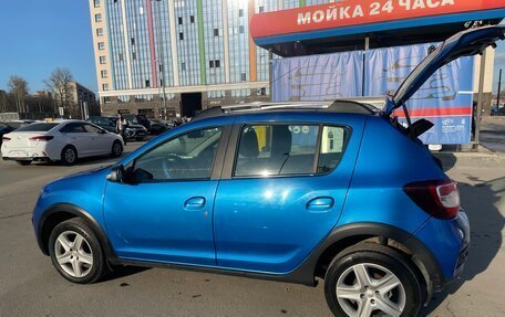 Renault Sandero II рестайлинг, 2017 год, 900 000 рублей, 4 фотография