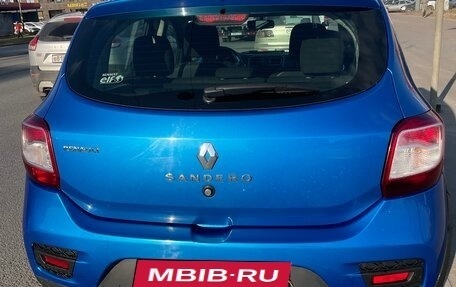 Renault Sandero II рестайлинг, 2017 год, 900 000 рублей, 15 фотография