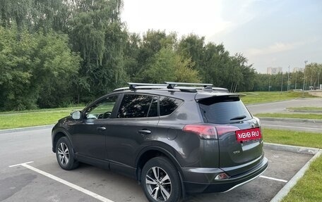 Toyota RAV4, 2015 год, 1 950 000 рублей, 5 фотография