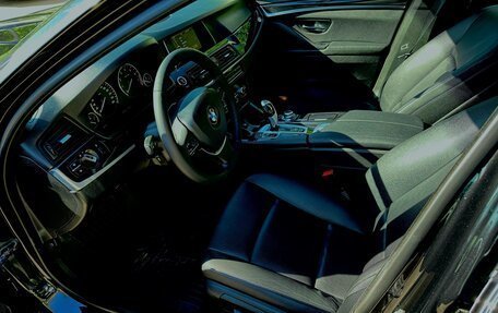 BMW 5 серия, 2014 год, 2 100 000 рублей, 9 фотография