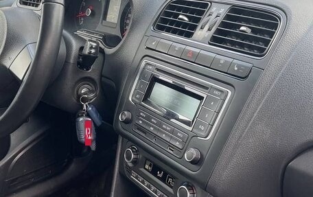 Volkswagen Polo VI (EU Market), 2014 год, 879 000 рублей, 9 фотография