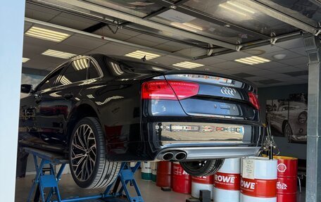Audi S8, 2013 год, 3 650 000 рублей, 6 фотография