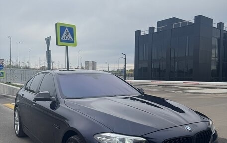 BMW 5 серия, 2013 год, 2 400 000 рублей, 8 фотография