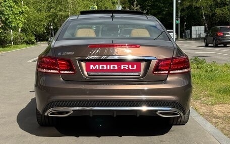 Mercedes-Benz E-Класс, 2013 год, 2 150 000 рублей, 3 фотография