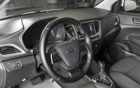 Hyundai Solaris II рестайлинг, 2019 год, 1 264 000 рублей, 4 фотография