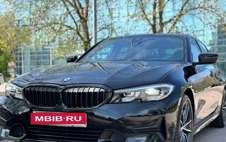 BMW 3 серия, 2019 год, 3 500 000 рублей, 11 фотография