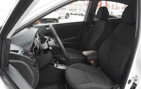 Hyundai Solaris II рестайлинг, 2014 год, 969 000 рублей, 10 фотография