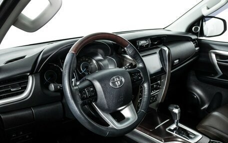 Toyota Fortuner II, 2017 год, 3 750 000 рублей, 11 фотография