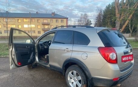 Chevrolet Captiva I, 2010 год, 900 000 рублей, 8 фотография