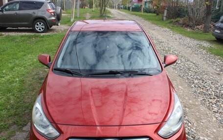 Hyundai Solaris II рестайлинг, 2011 год, 500 000 рублей, 18 фотография