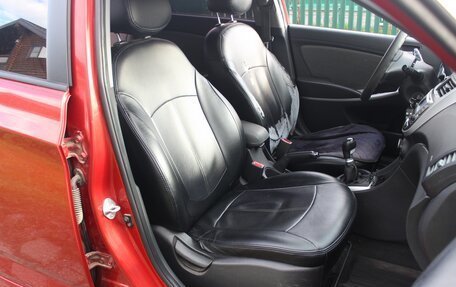 Hyundai Solaris II рестайлинг, 2011 год, 500 000 рублей, 24 фотография