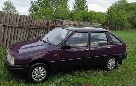 ИЖ 2126 «Ода», 2001 год, 95 000 рублей, 2 фотография