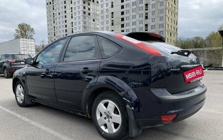 Ford Focus II рестайлинг, 2005 год, 299 000 рублей, 3 фотография