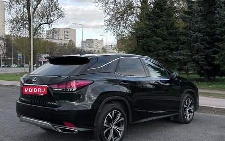 Lexus RX IV рестайлинг, 2021 год, 5 850 000 рублей, 9 фотография