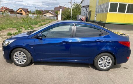 Hyundai Solaris II рестайлинг, 2015 год, 1 100 000 рублей, 5 фотография