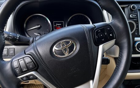 Toyota Highlander III, 2014 год, 3 800 000 рублей, 11 фотография