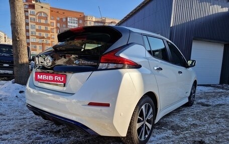 Nissan Leaf II, 2018 год, 1 800 000 рублей, 20 фотография