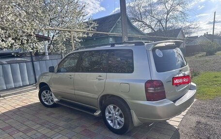 Toyota Highlander III, 2002 год, 1 100 000 рублей, 2 фотография