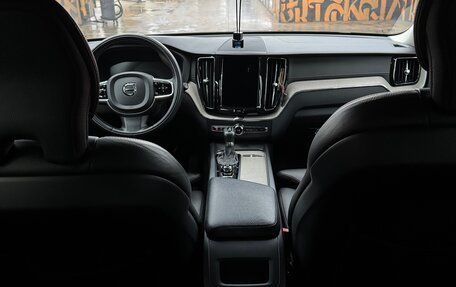 Volvo XC60 II, 2021 год, 4 990 000 рублей, 8 фотография