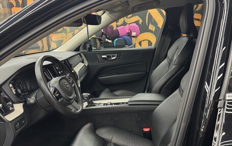 Volvo XC60 II, 2021 год, 4 990 000 рублей, 10 фотография