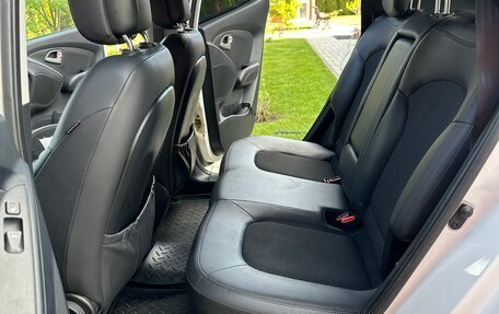 Hyundai ix35 I рестайлинг, 2013 год, 1 300 000 рублей, 17 фотография