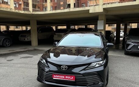Toyota Camry, 2023 год, 3 600 000 рублей, 1 фотография