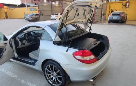 Mercedes-Benz SLK-Класс, 2008 год, 2 200 000 рублей, 13 фотография