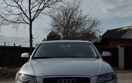 Audi A4, 2010 год, 850 000 рублей, 4 фотография