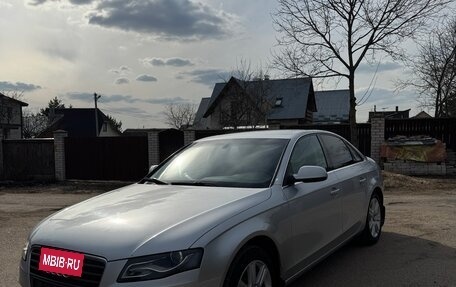 Audi A4, 2010 год, 850 000 рублей, 2 фотография