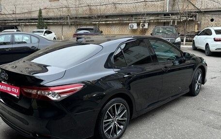 Toyota Camry, 2023 год, 3 600 000 рублей, 3 фотография