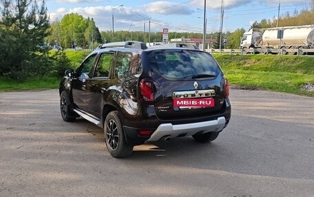 Renault Duster I рестайлинг, 2017 год, 1 660 000 рублей, 3 фотография