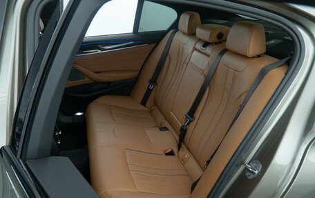 BMW 5 серия, 2018 год, 3 290 000 рублей, 9 фотография