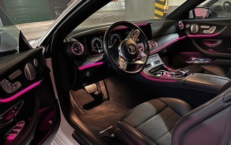 Mercedes-Benz E-Класс, 2019 год, 4 520 000 рублей, 13 фотография