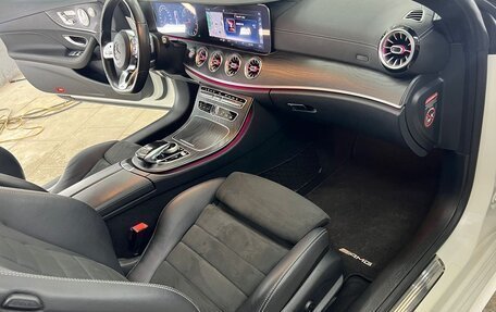 Mercedes-Benz E-Класс, 2019 год, 4 520 000 рублей, 21 фотография