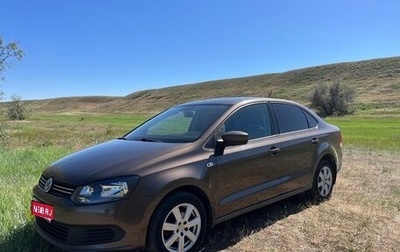 Volkswagen Polo VI (EU Market), 2015 год, 1 050 000 рублей, 1 фотография