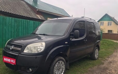 Fiat Doblo I, 2011 год, 560 000 рублей, 2 фотография