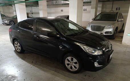 Hyundai Solaris II рестайлинг, 2013 год, 930 000 рублей, 2 фотография