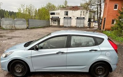 Hyundai Solaris II рестайлинг, 2013 год, 620 000 рублей, 1 фотография