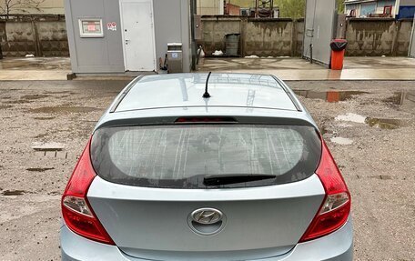 Hyundai Solaris II рестайлинг, 2013 год, 620 000 рублей, 2 фотография
