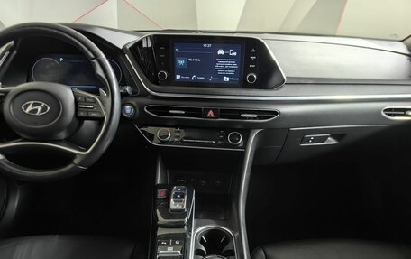 Hyundai Sonata VIII, 2019 год, 2 090 000 рублей, 11 фотография