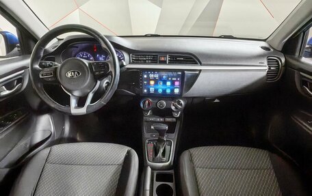 KIA Rio IV, 2018 год, 1 295 000 рублей, 10 фотография