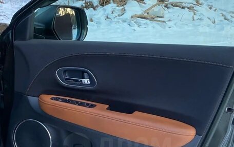 Honda Vezel, 2014 год, 1 450 000 рублей, 8 фотография