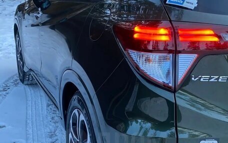 Honda Vezel, 2014 год, 1 450 000 рублей, 17 фотография