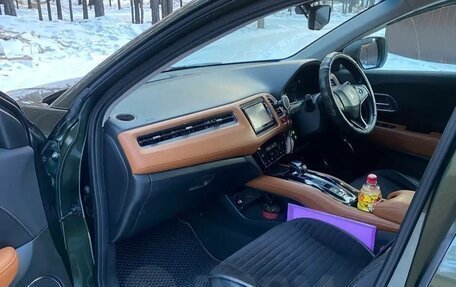 Honda Vezel, 2014 год, 1 450 000 рублей, 14 фотография