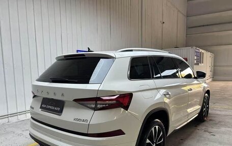Skoda Kodiaq I, 2022 год, 2 750 000 рублей, 6 фотография