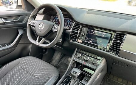 Skoda Kodiaq I, 2020 год, 1 990 000 рублей, 12 фотография