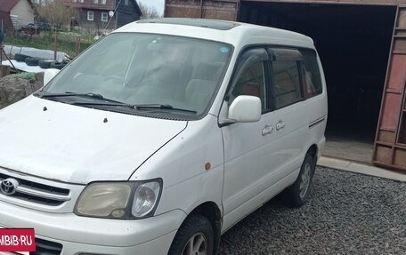 Toyota Town Ace III, 2001 год, 200 000 рублей, 3 фотография