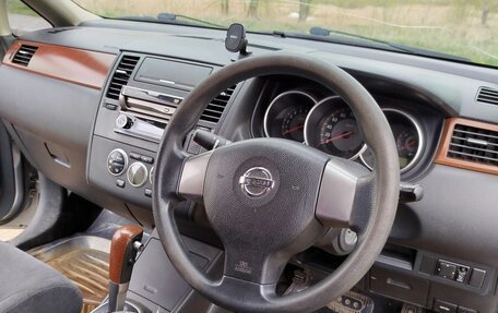 Nissan Tiida, 2005 год, 490 000 рублей, 3 фотография