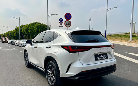 Lexus NX, 2022 год, 3 999 000 рублей, 4 фотография